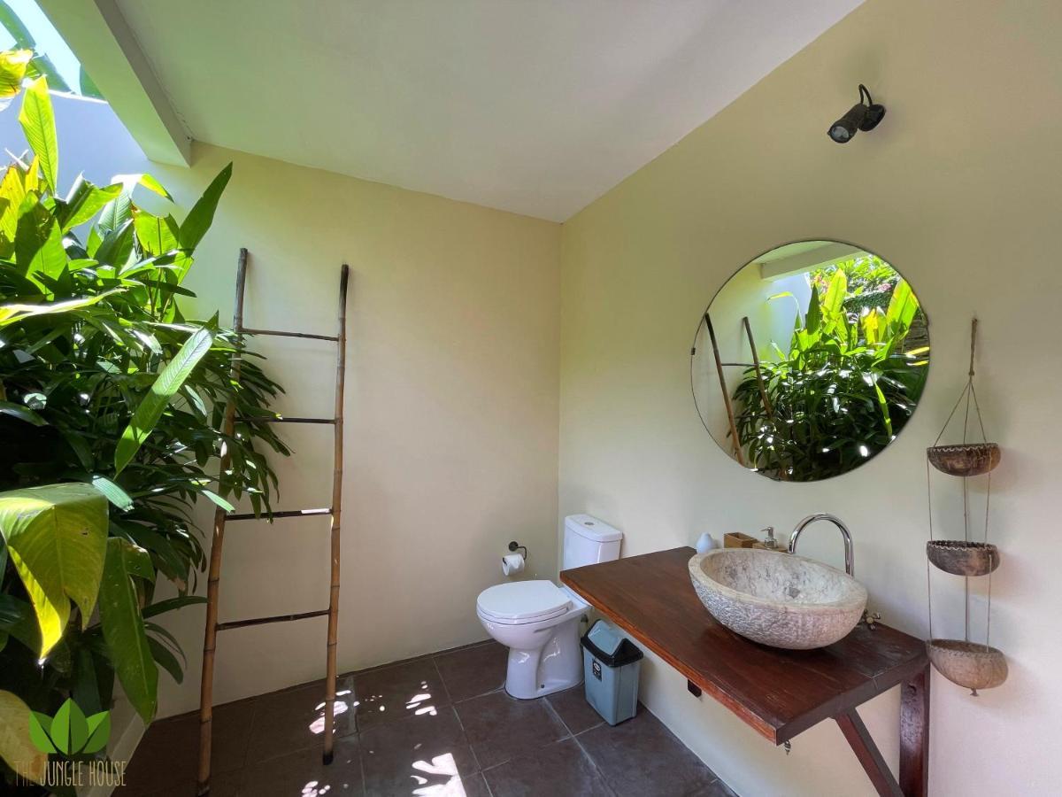 Hostel The Jungle House Canggu Exterior foto