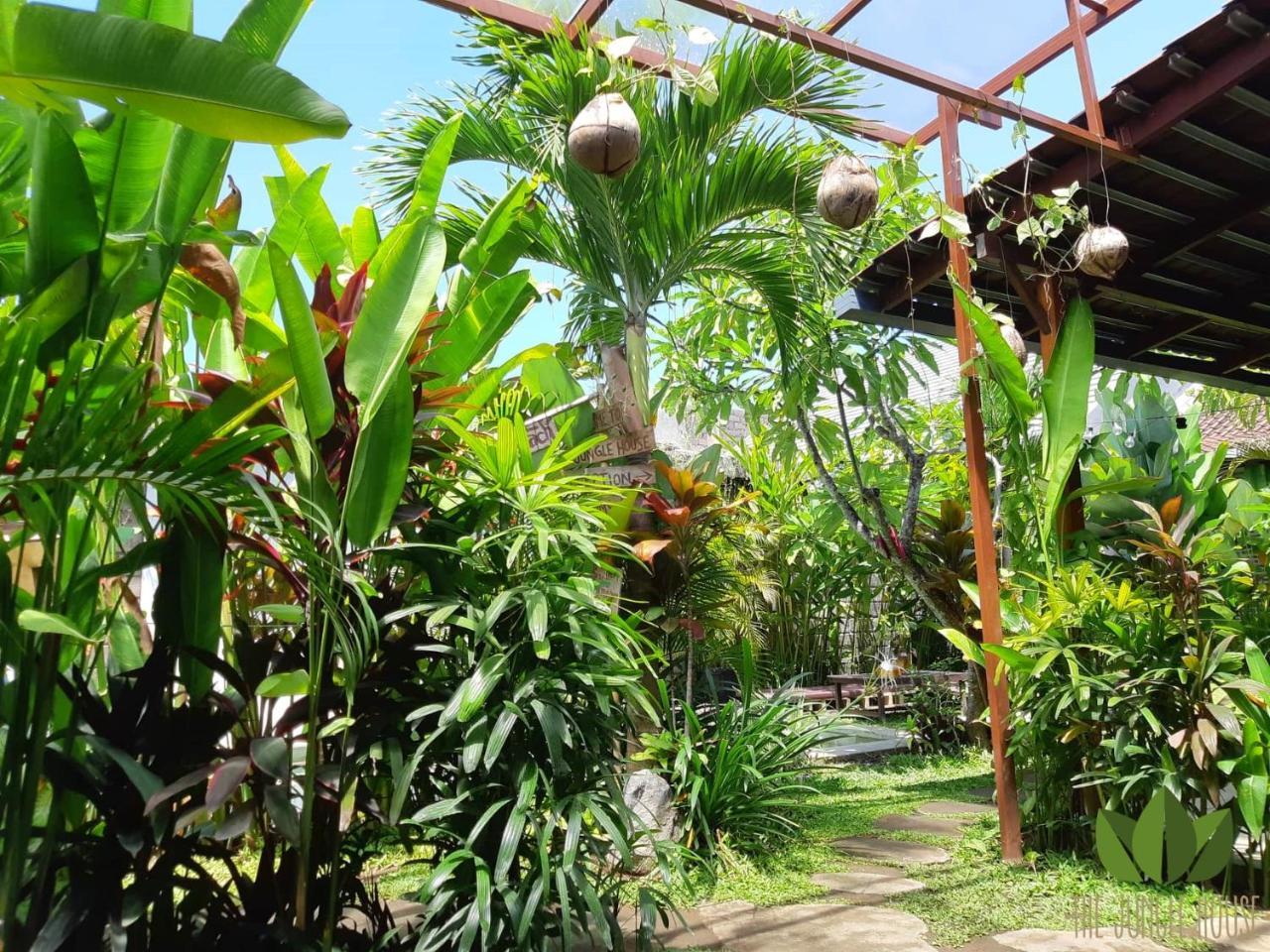 Hostel The Jungle House Canggu Exterior foto